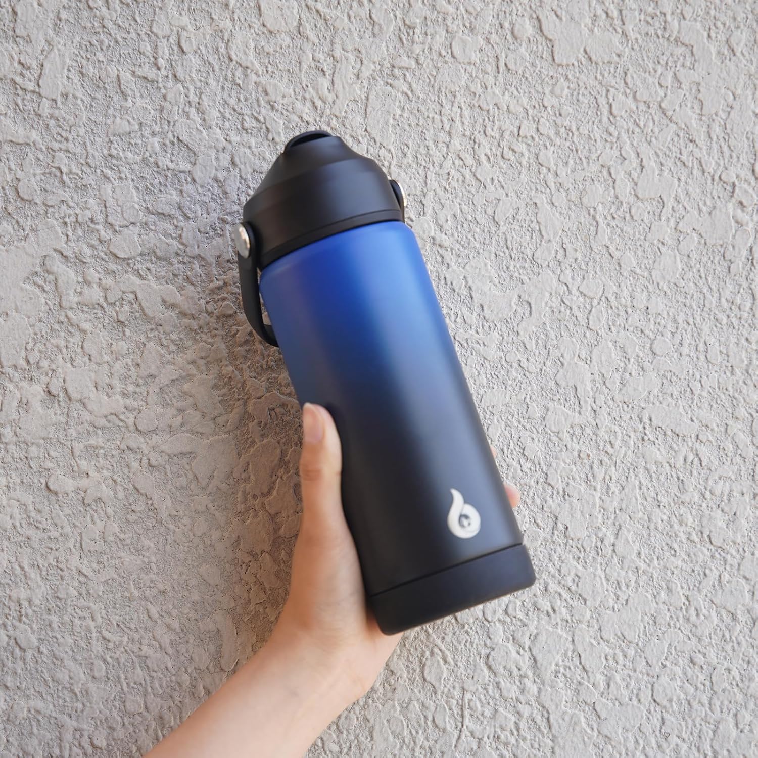 BJPKPK Insulated Water Bottle with Straw Lid, 18oz Thermo Water Bottles, Flex Handle & Non-slip Boot, BPA Free Leak Proof Stainless Steel Metal Thermo, Tumblers, Cups,Black Blue